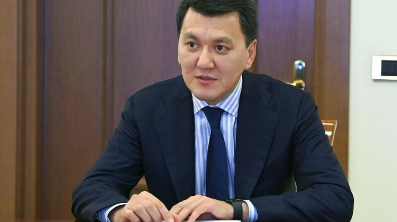 Ерлан Қарин тойда уағыз айтқан қонақтың әрекетіне пікір білдірді