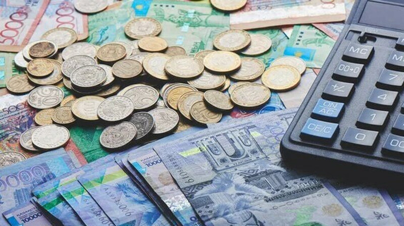 Атырауда мейрамхана есепшісі 44 млн теңгеден астам қаражатты жымқырған