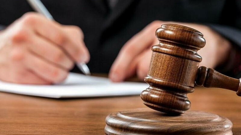 Төрт баланың анасы күйеуі бетіне қайнаған шәрбат шашқанын айтты